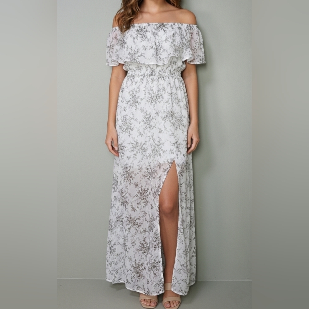 ANAMÁ White & Gray Floral Off-the-Shoulder Maxi Dress - Size Medium